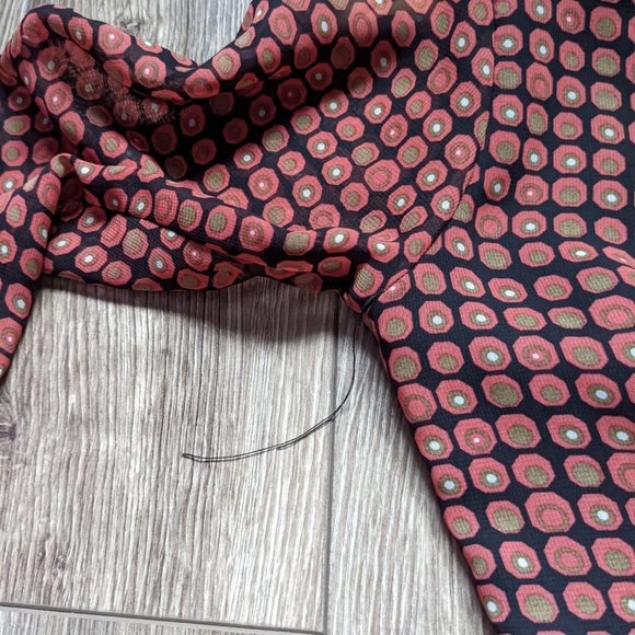 NWT (UK 8 / S) - ATMOSPHERE Surplice Retro Print Dress - Picture 13 of 14